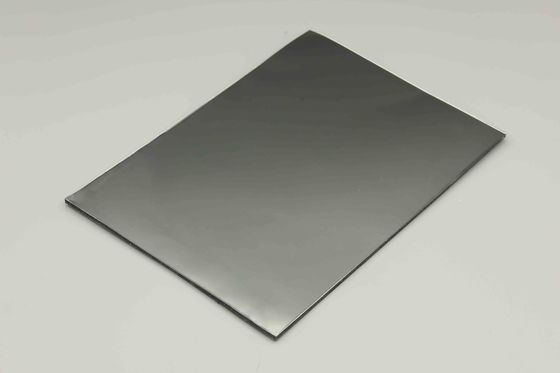 Pannello composito in alluminio ACP con finitura a specchio grigio, resistenza ai raggi UV, classe di resistenza al fuoco B1/A1, dimensioni 48 x 96 pollici