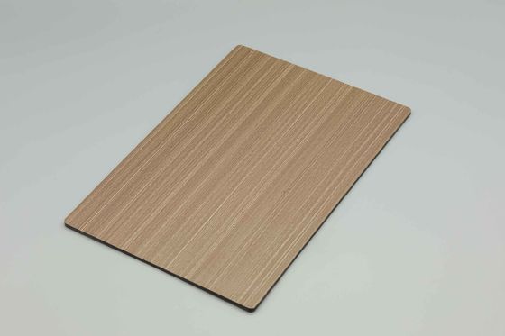 Rivestimento in pannelli compositi di alluminio con venatura legno e rivestimento in PVDF per case, resistente ai graffi, 122 x 244 cm