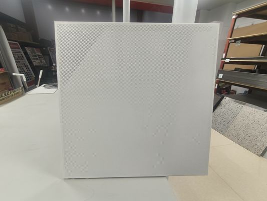 Decoratore di rivestimento per pareti di facciata in alluminio Rivestimento in alluminio resistente alla corrosione e resistente alla corrosione Perfetto per strutture moderne