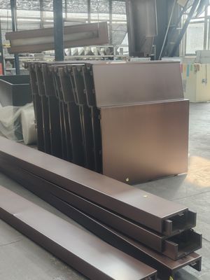 Pannello in lega di alluminio colore caffè Antimultipli Erosione forme non convenzionali Aluminio Parete facciata Fluorocarburo Rivestimento aggiornamento Parete esterno