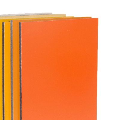 Pannello composito in alluminio PVDF da 4 mm di spessore 1220x2440mm, forte resistenza agli agenti atmosferici